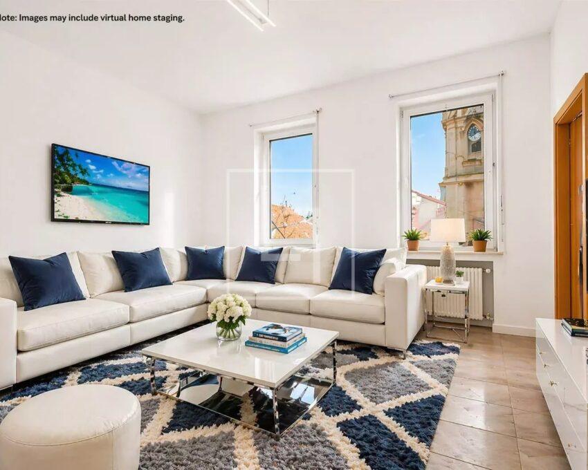 Bright 2-Bedroom Duplex