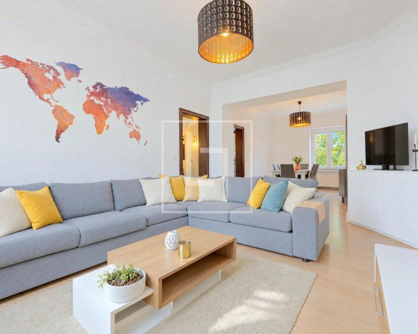 CHARACTER HOUSE · 4 BEDROOMS + OFFICE · GARDEN · STEINFORT